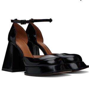 SHUSHU/TONG Black Round Toe Strap Heels (39)